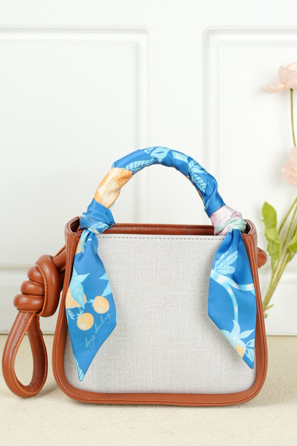 Gardenia Twilly in Blue
